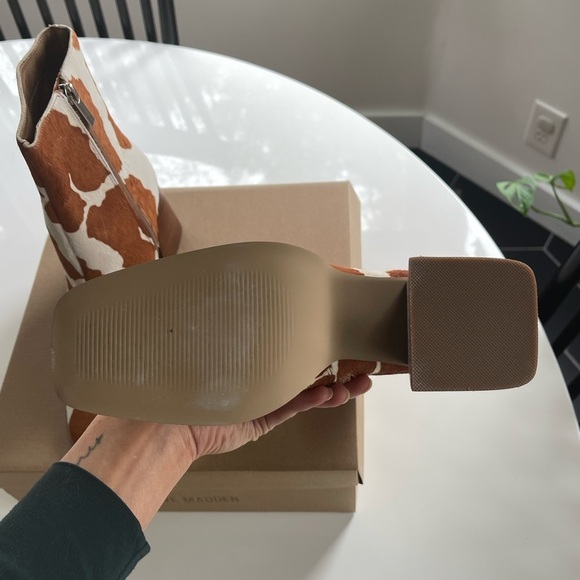 Steve Madden Nara-C Calf Hair Chunky Heel Boots - 7.5 - Picture 6 of 7